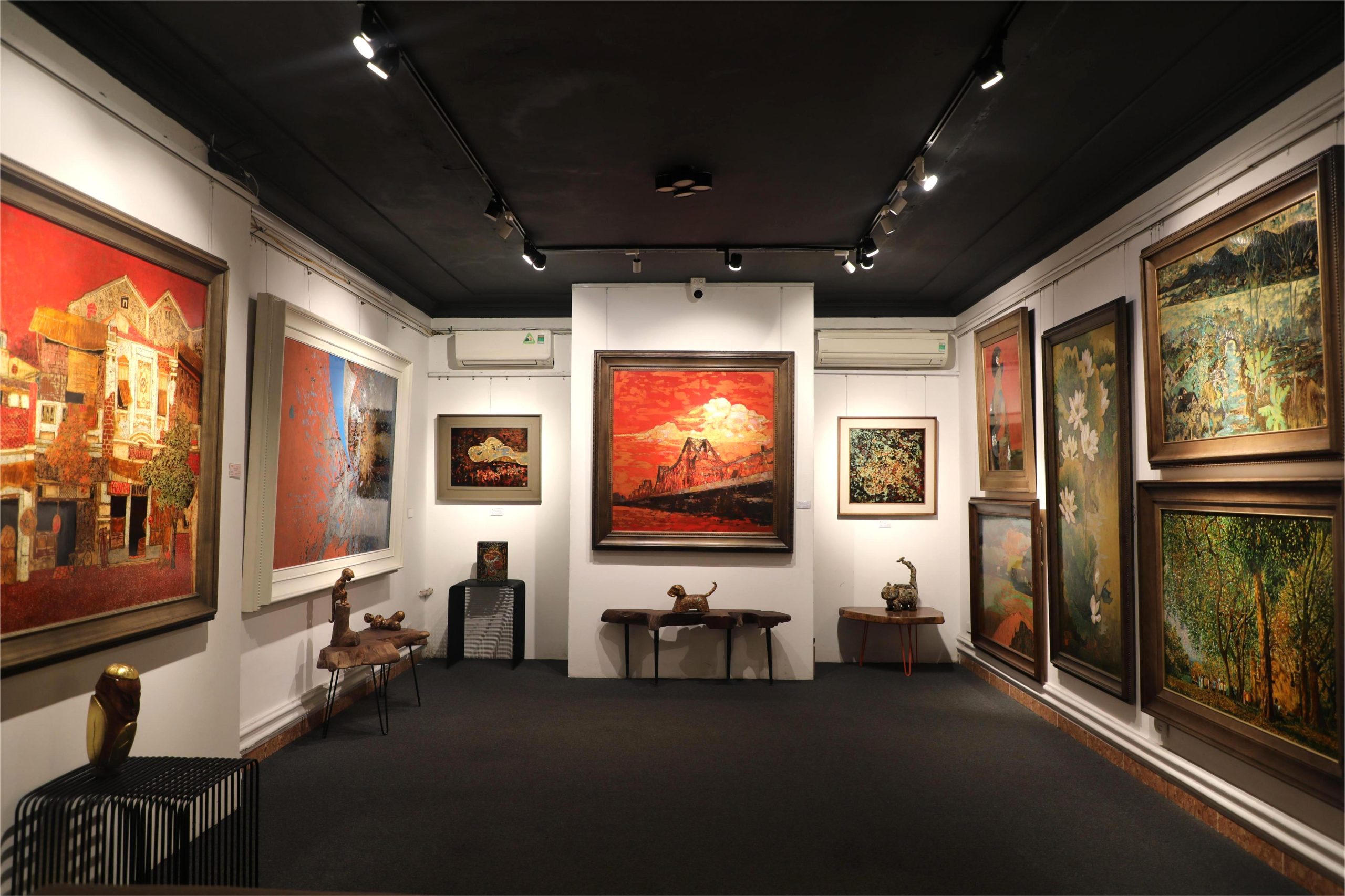 Không Gian Nguyên Art Gallery - Phòng Tranh Sơn Mài