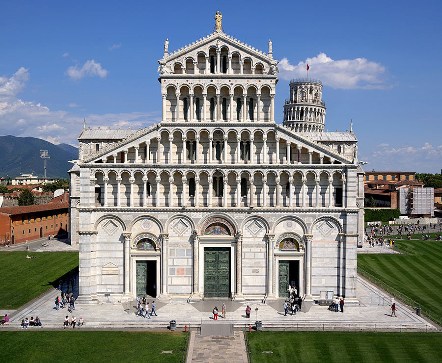 Duomo Di Pisa - nghệ thuật kiến trúc romanesque