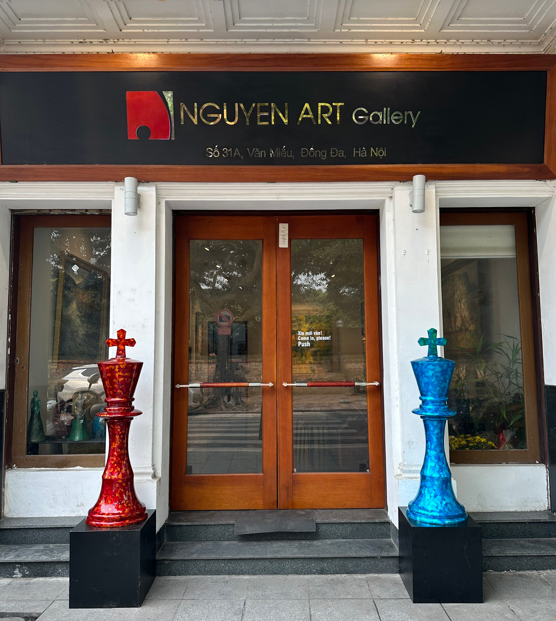 Mat tien Nguyen Art Gallery 31A Van Mieu