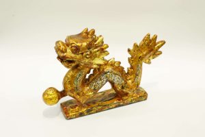 Nhất Long Vờn Ngọc IV - Tượng Sơn Mài Nghệ Thuật bởi Họa Sĩ Nguyễn Tấn Phát