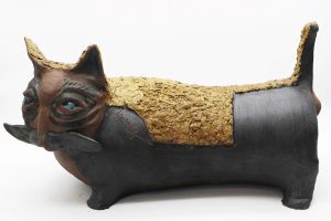 Mèo Đón Xuân II - Tượng Gốm Nghệ Thuật của Họa Sĩ Nguyễn Hồng Quang