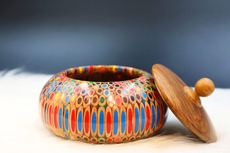 Thố Trang Trí Bút Chì Màu Phú Gia I