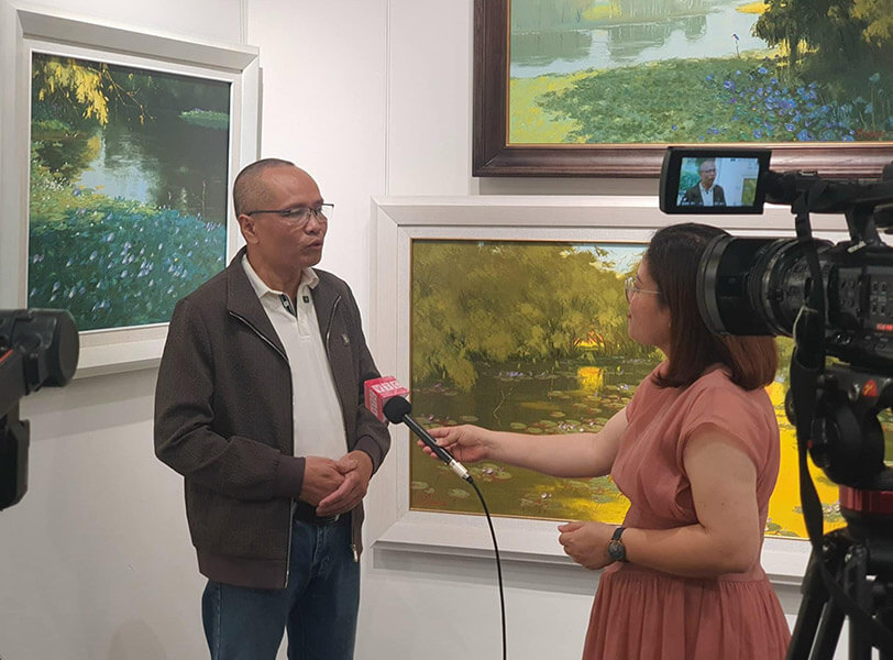 Triển lãm nghệ thuật Mùa Hân Hoan tại Nguyen Art Gallery